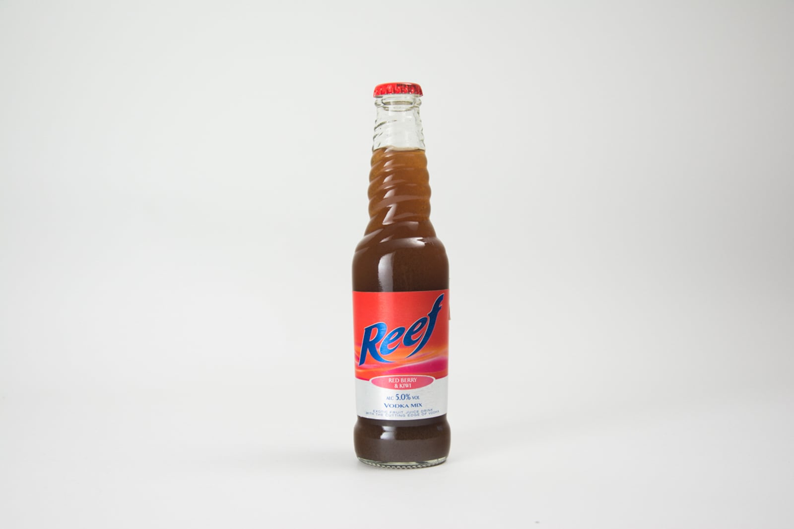 Reef "Red Berry & Kiwi" Vodka Mix Bottle, 275 ml