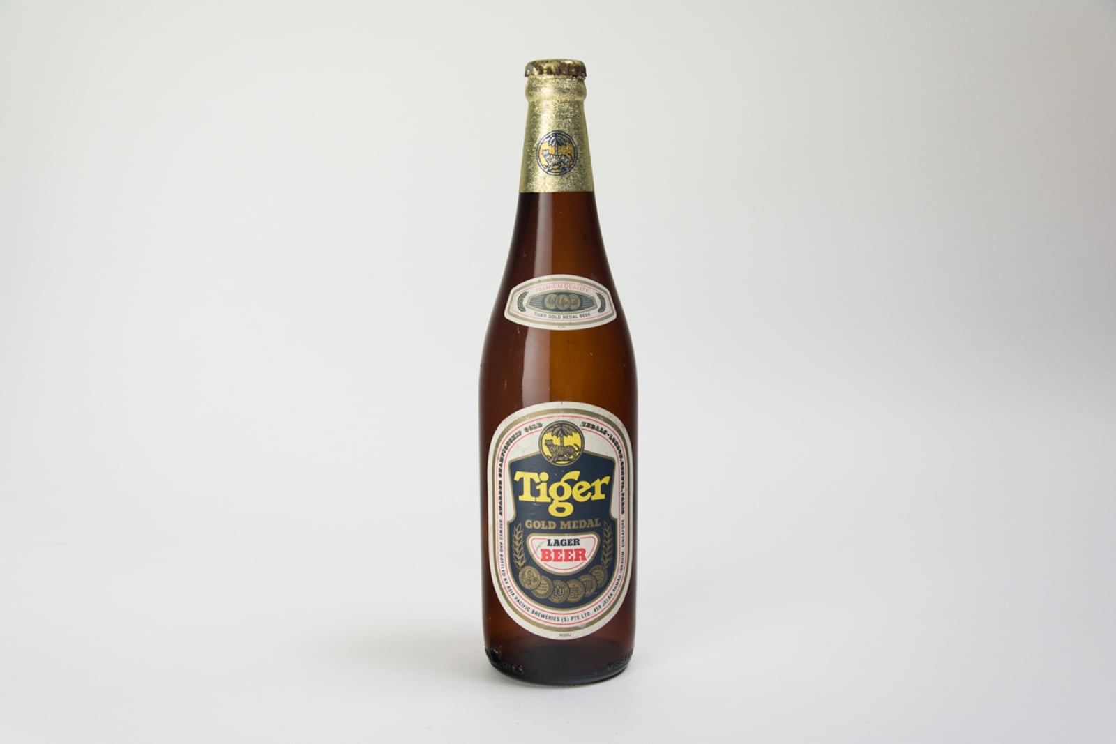 Tiger Gold Medal Lager Beer Vintage Bottle, 640 ml