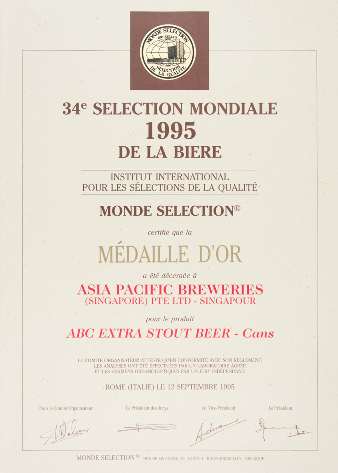 ABC Extra Stout Beer - Cans - Médaille d'Or, Monde Sélection Certificate 1995